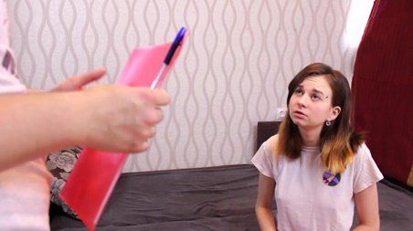 Доктор, мне обязательно трахаться с вами, ведь у меня ковид?